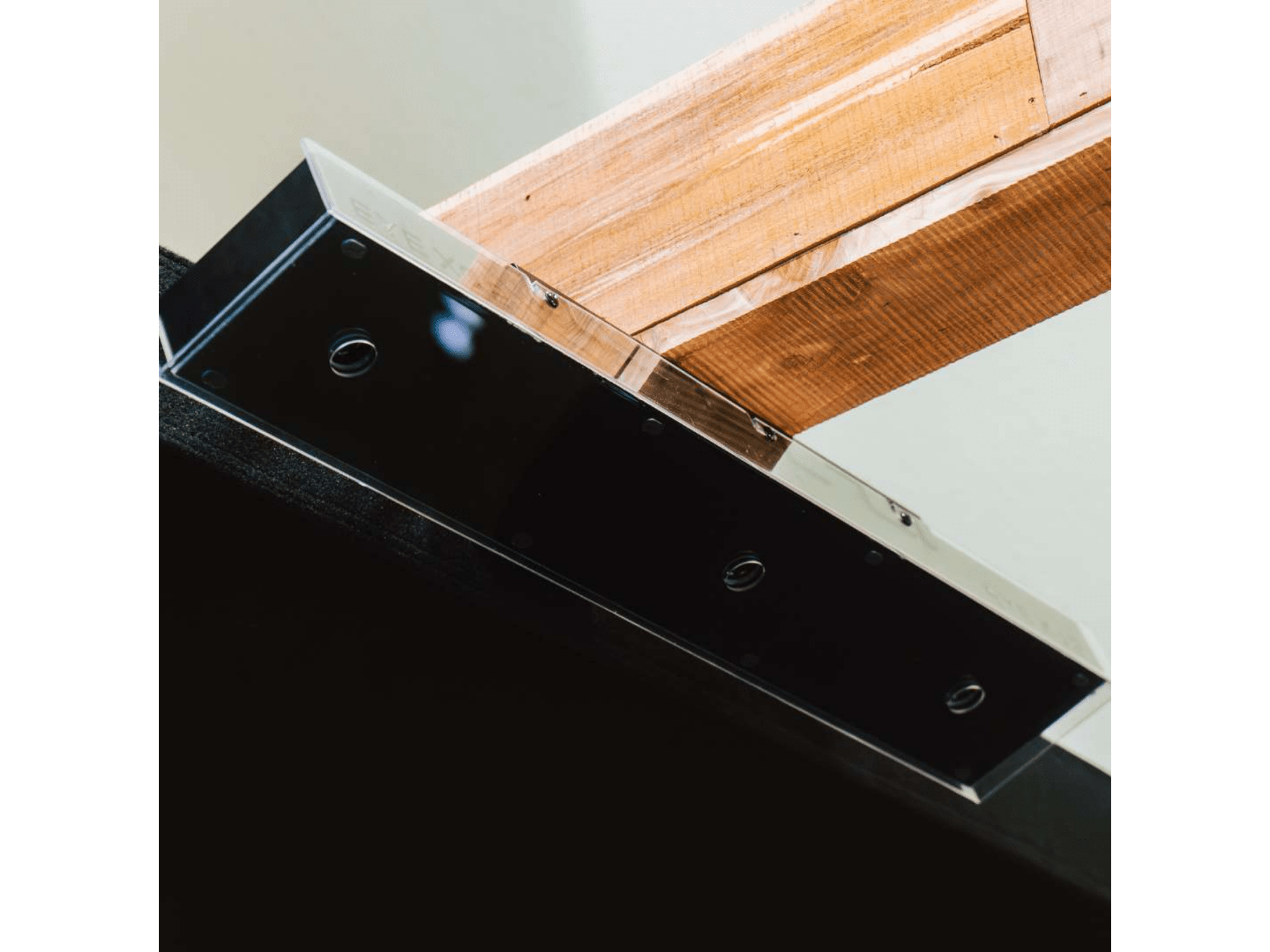 Uneekor EYE XO2 Protective Cover by The Indoor Golf Shop for Home and Indoor Golf Simulators