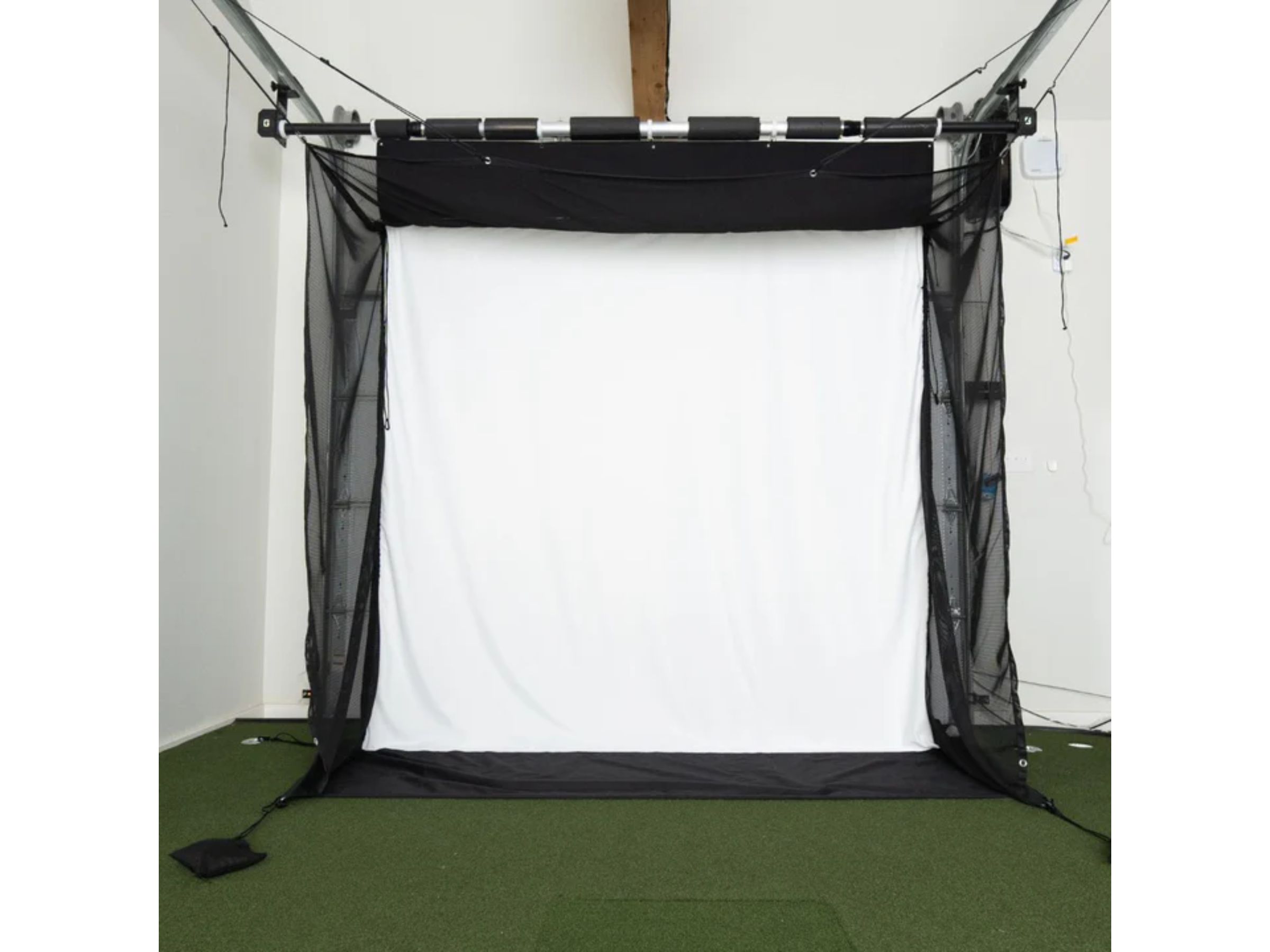 G-TRAK Retractable Screen