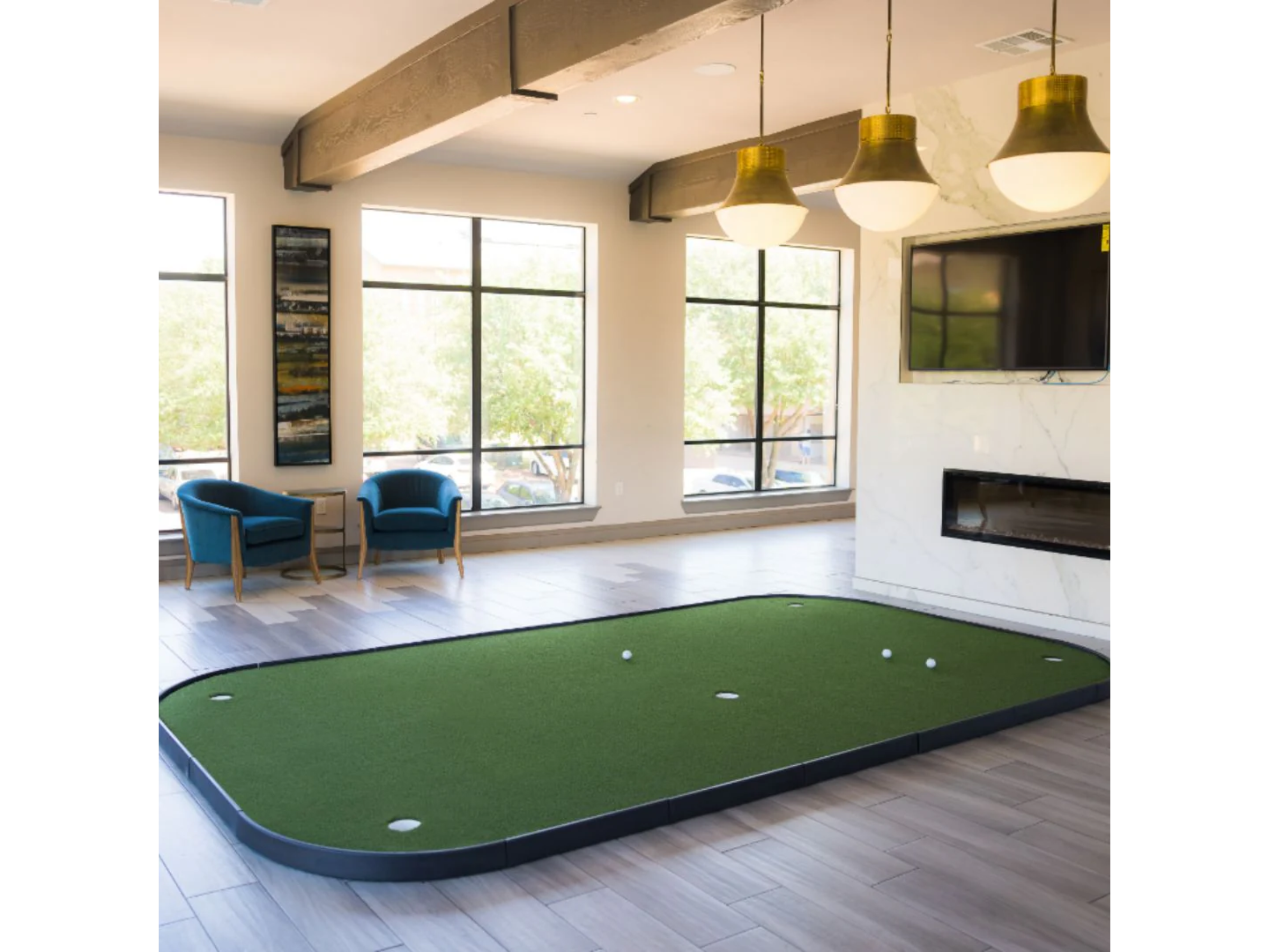 SIGPRO Executive Putting Green