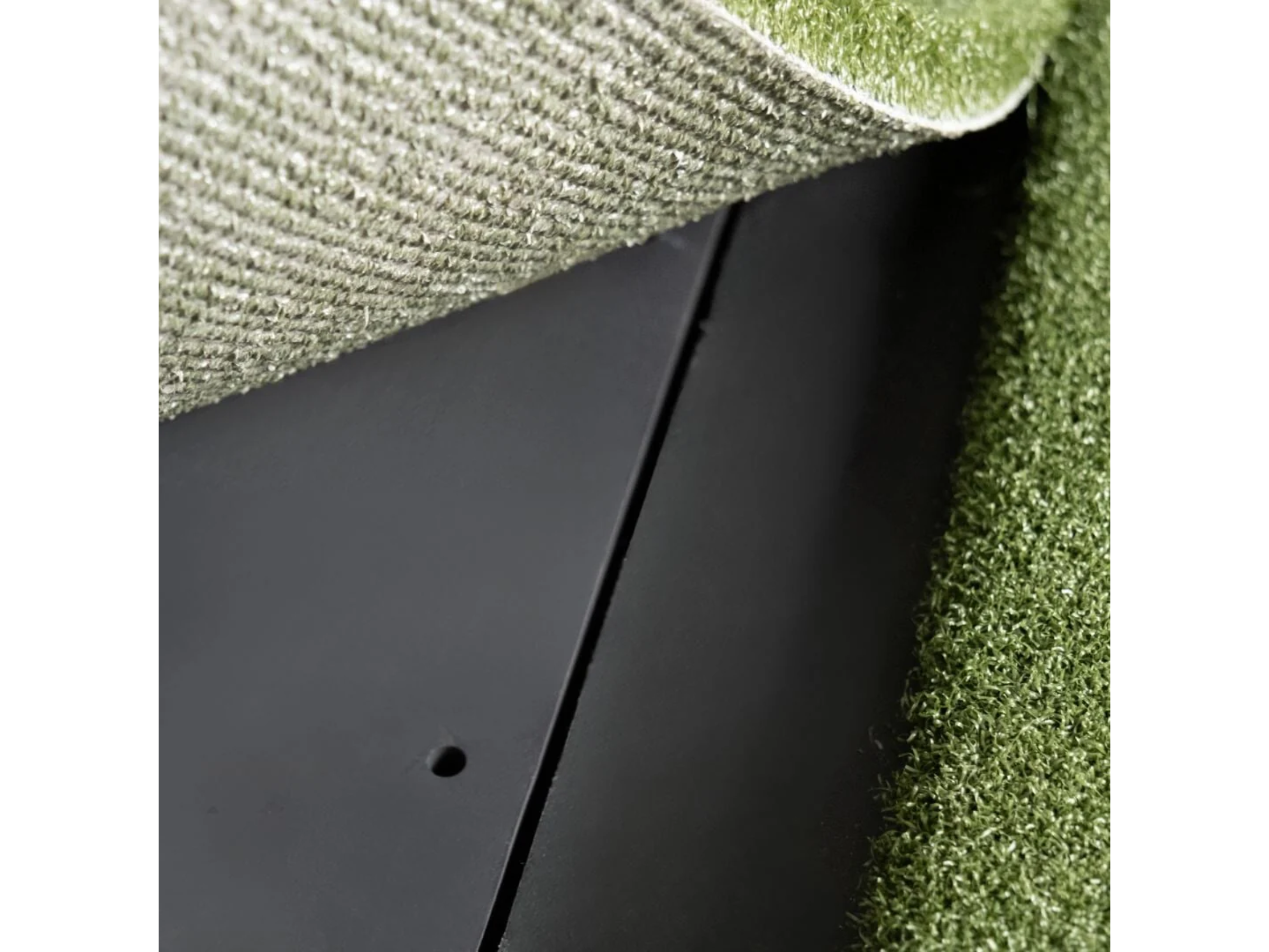 SIGPRO Super Softy 4' x 9' Golf Mat